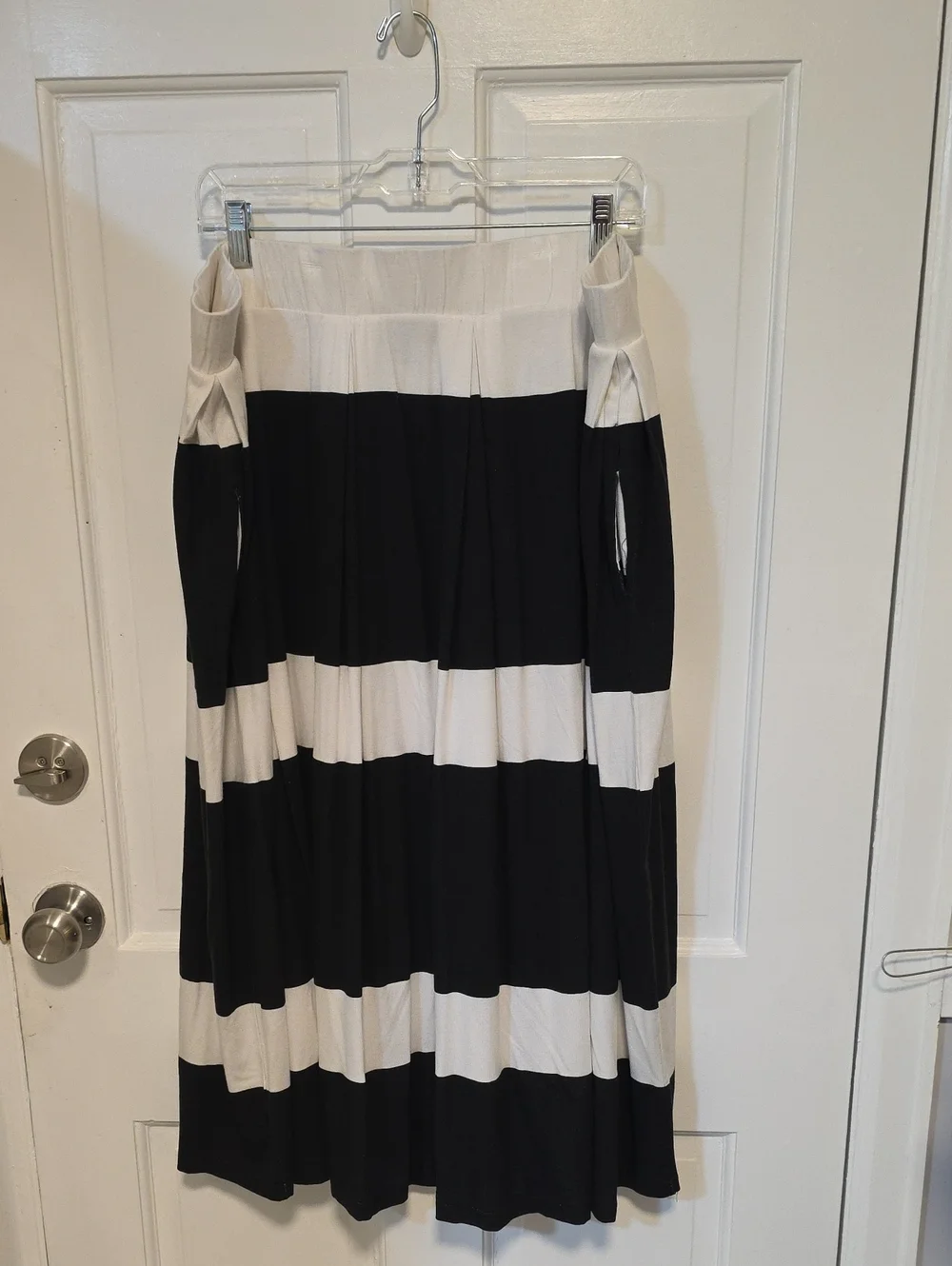 Women's Black and White Striped Maxi Skirt with Pockets